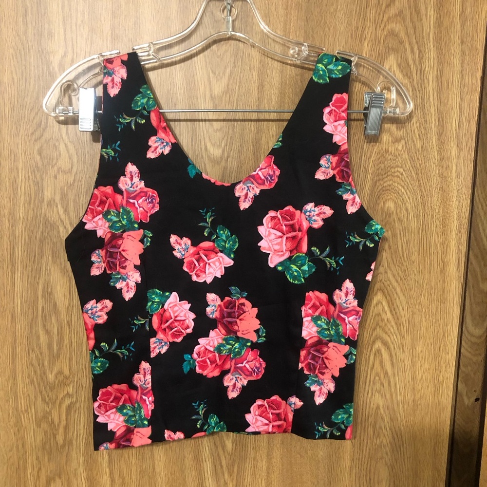 BNWT! Glamour Bunny Black and Pink Floral Crop Top - Picture 4 of 6